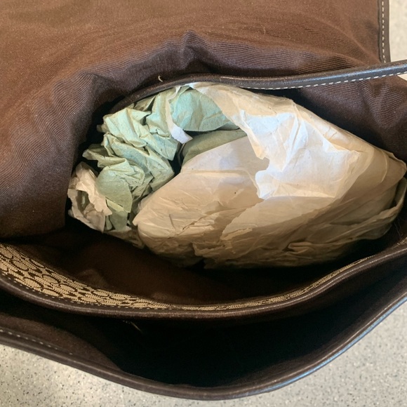 Coach mini cross body - Picture 4 of 4